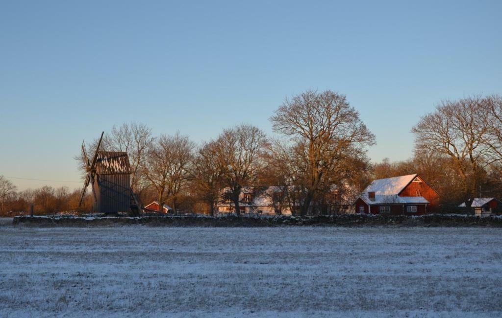 Rosenborgs Friluftspensionat Färjestaden Exterior foto